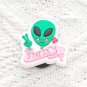 5/$15 MUST BUNDLE CROCS Green Alien Jibbitz Charm